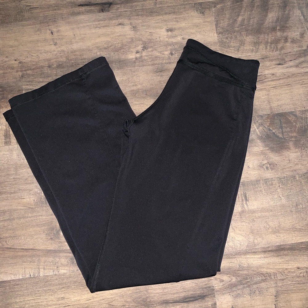 Adidas athletic pants *missing drawstring*